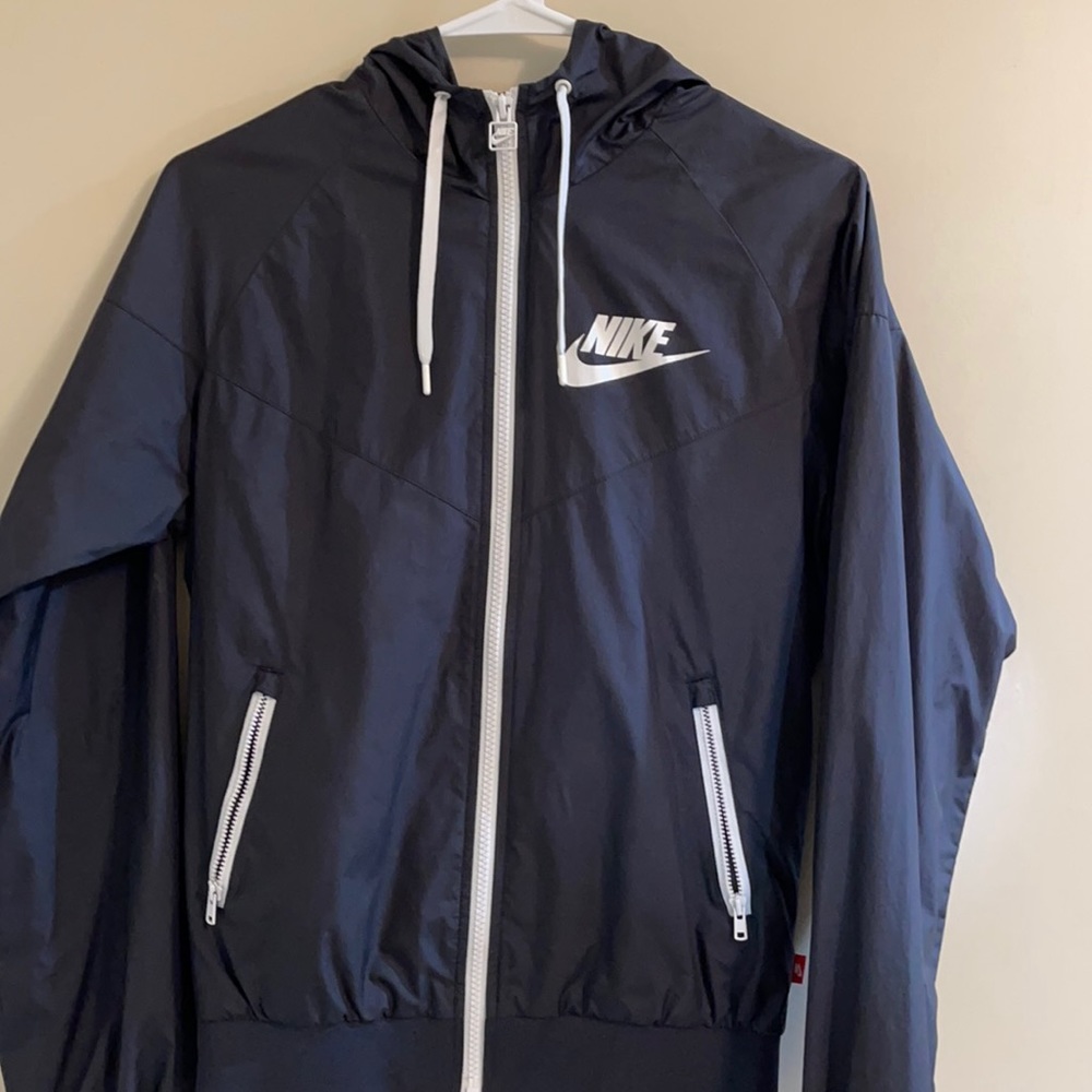 Nike windrunner jacket